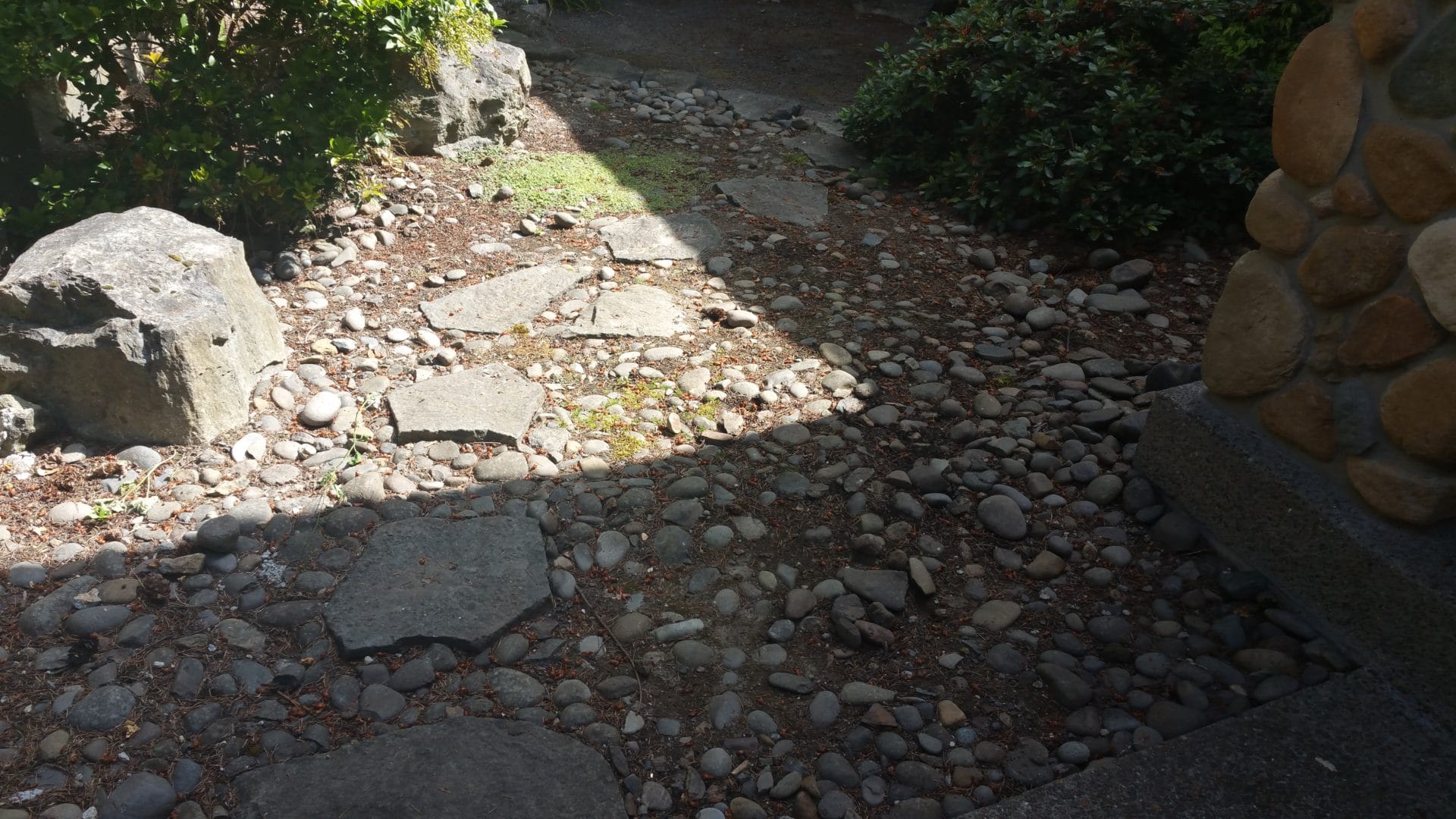 https://anapa.blago-s.ru/storage/app/uploads/public/646/324/edb/646324edb7872850829304.jpg